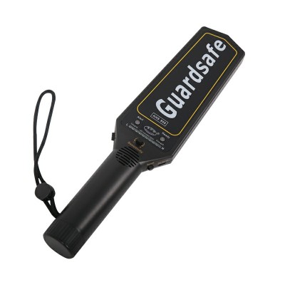 High sensitivity hand held metal detector with lithium batteries